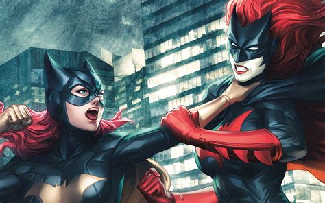 batwoman vs batgirl.